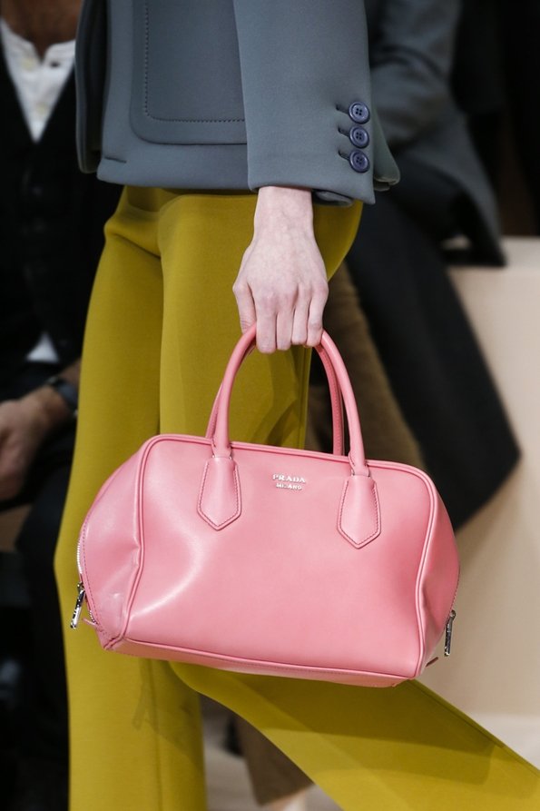 Гламурная розовая сумочка Prada 2015-2016
