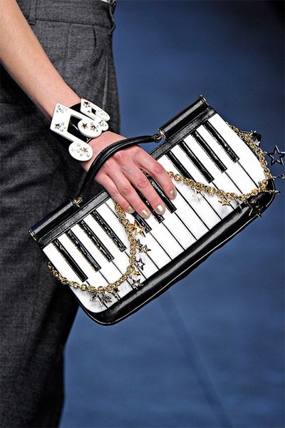 Стильный клатч от Dolche & Gabbana